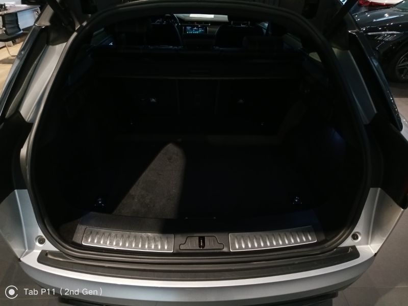 GuidiCar - LAND ROVER Range Rover Velar 2019 Range Rover Velar 2.0d i4 R-Dynamic 180cv auto my20 Usato
